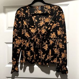 LN Gold & Black Blouse